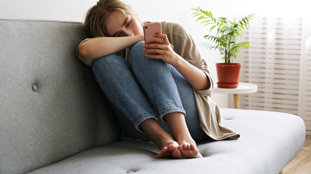 Brides changes her mind about sister being the Maid of Honor, 'she called ME a brat.' AITA?